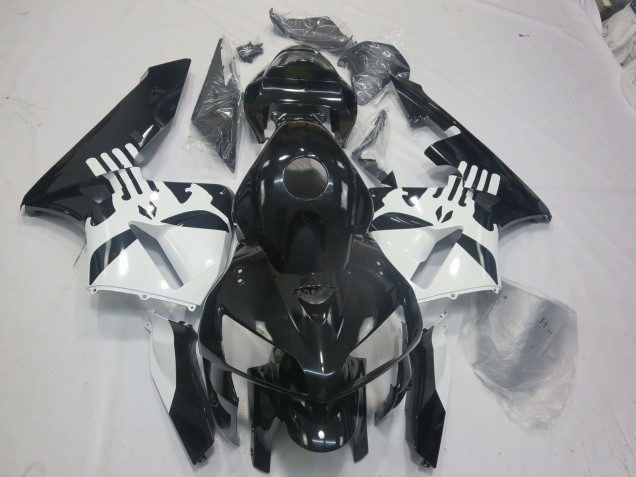 Noir Brillant & Logo Punisher 05-06 CBR600RR Carénage Moto